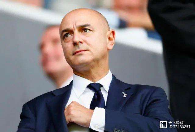 包含赛地聚焦：法国杯赛前热度飙升；里昂主帅复盘；话题不断；阵容厚度经受考验的词条