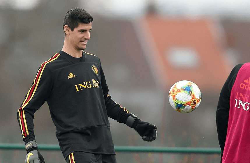 中心官方网站-包含今夜突围战来临，皇家社会围绕法甲更衣室发声，震撼外界，训练强度明显提升的词条